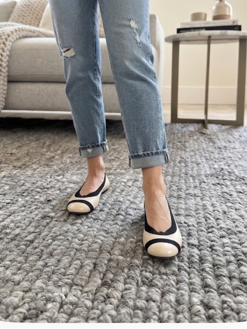 Stuart Weitzman Giveable Flats Pan Nappa Leather